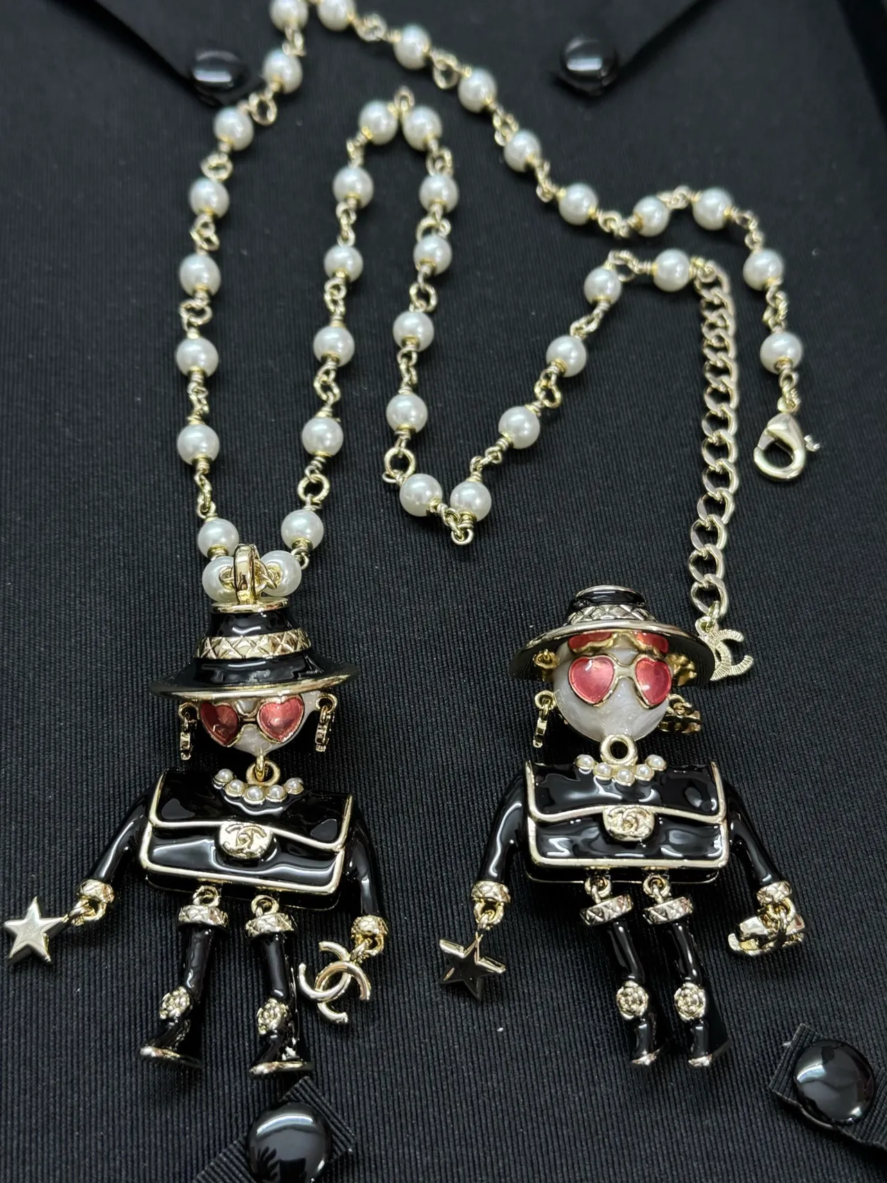 Chanel Figurine Pendant Black White Pearl-and-Metal Chain Figural Enamel Necklace 4