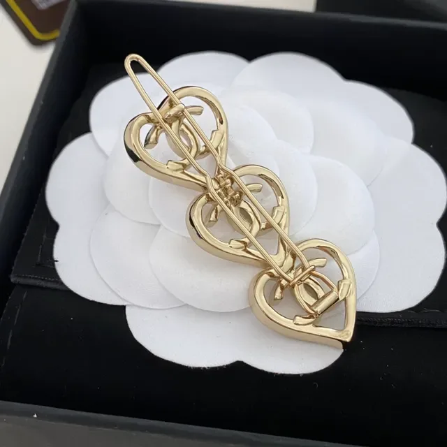 Chanel Broche Or Noir Métal Triple Cœur 2