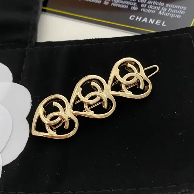 Chanel Broche Or Noir Métal Triple Cœur 6