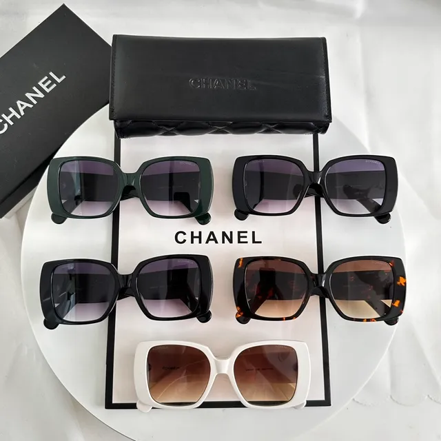 Chanel Lattice Black Gold Rectangular Frame Construction Sunglasses 3