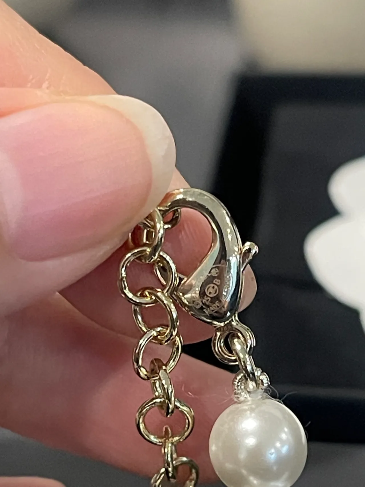 Chanel Bracelet perles or blanc cœurs-crystals accents bracelet 2