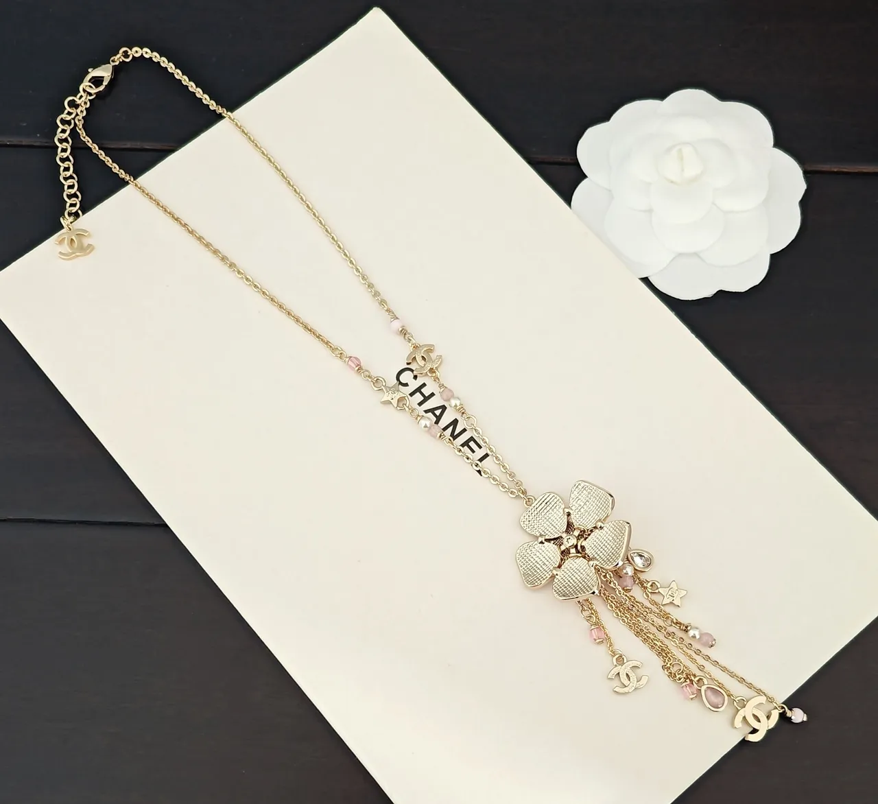 Chanel Chaîne Or Rose Émail Camélia Pendentif Collier 3