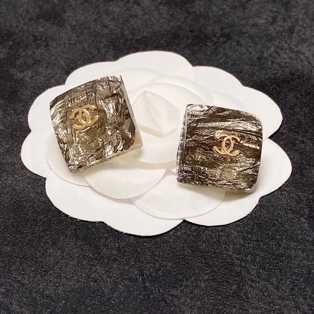 Chanel Square Crinkled Metallic Gold-Tone CC Logo Earrings 2