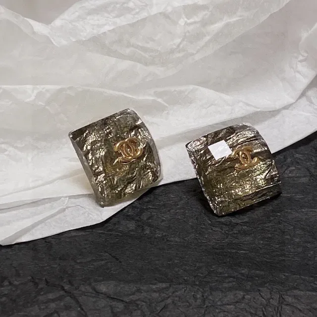 Chanel Square Crinkled Metallic Gold-Tone CC Logo Earrings 6