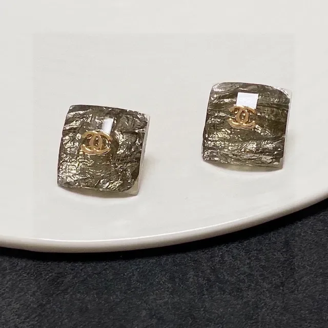 Chanel Square Crinkled Metallic Gold-Tone CC Logo Earrings 9