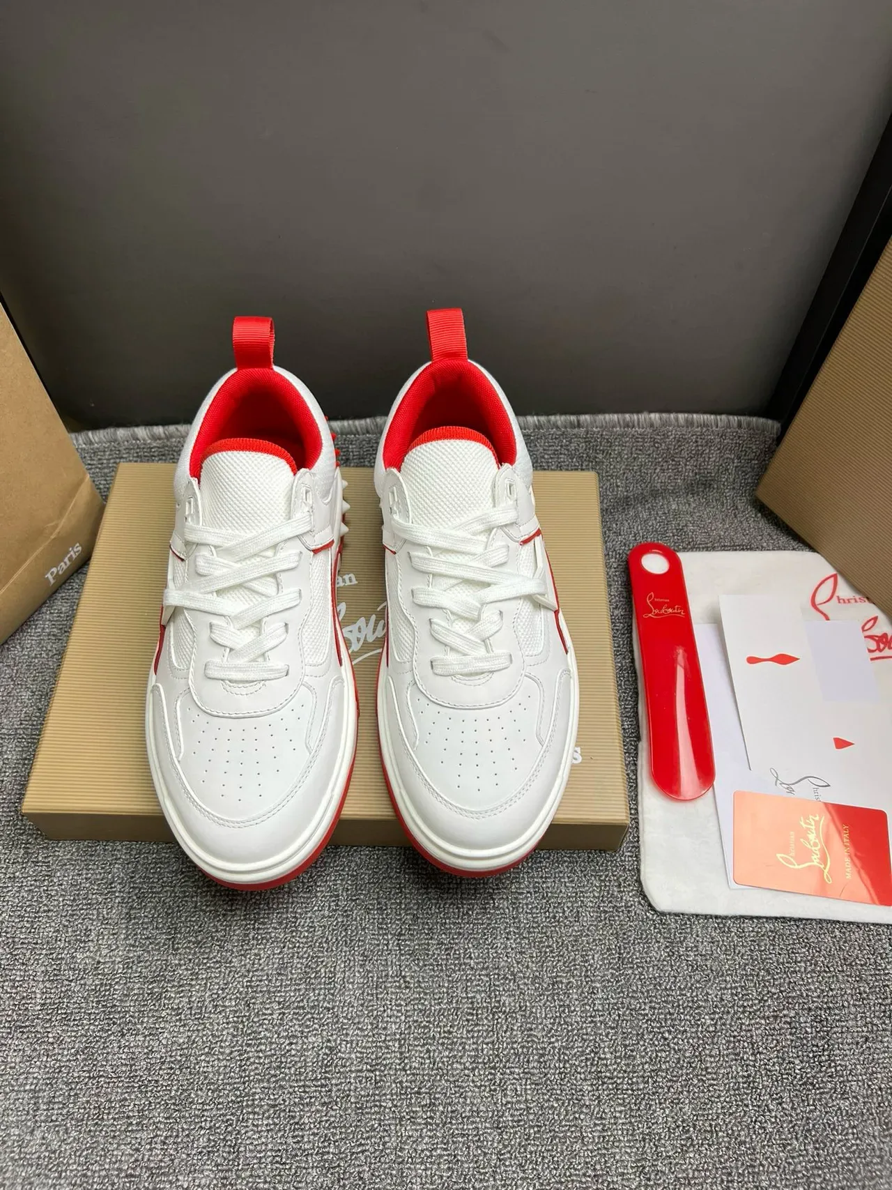 Christian Louboutin Sneakers Lifestyle Blanc et Rouge à Talon à Picots 6