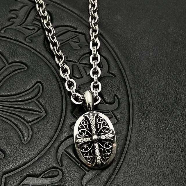 Chrome Hearts Argent Noir Orné Filigrane Pavé-Set Pierres Collier 3