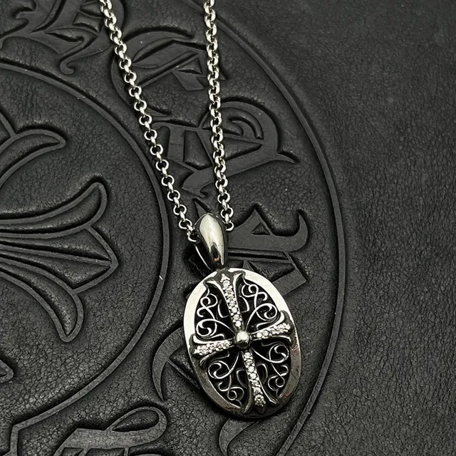 Chrome Hearts Argent Noir Orné Filigrane Pavé-Set Pierres Collier 4