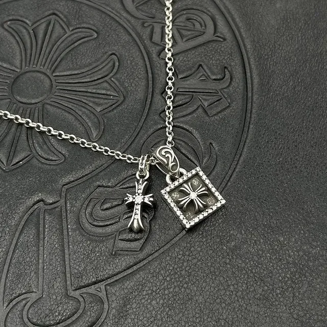 Chrome Hearts قلادة فضة أسود سلسلة حبل ملتوية Pavé-Set لocket مربعة 7