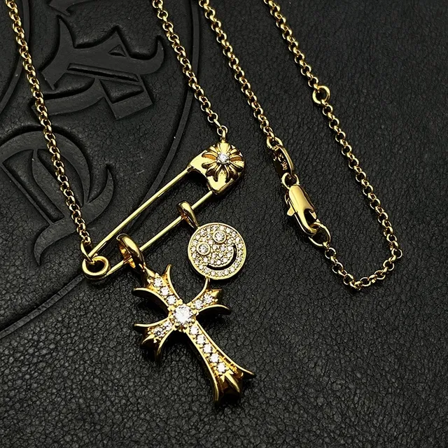 Chrome Hearts Smiley Cross et Pavé Cross Gold-Tone colliers de gemmes 9