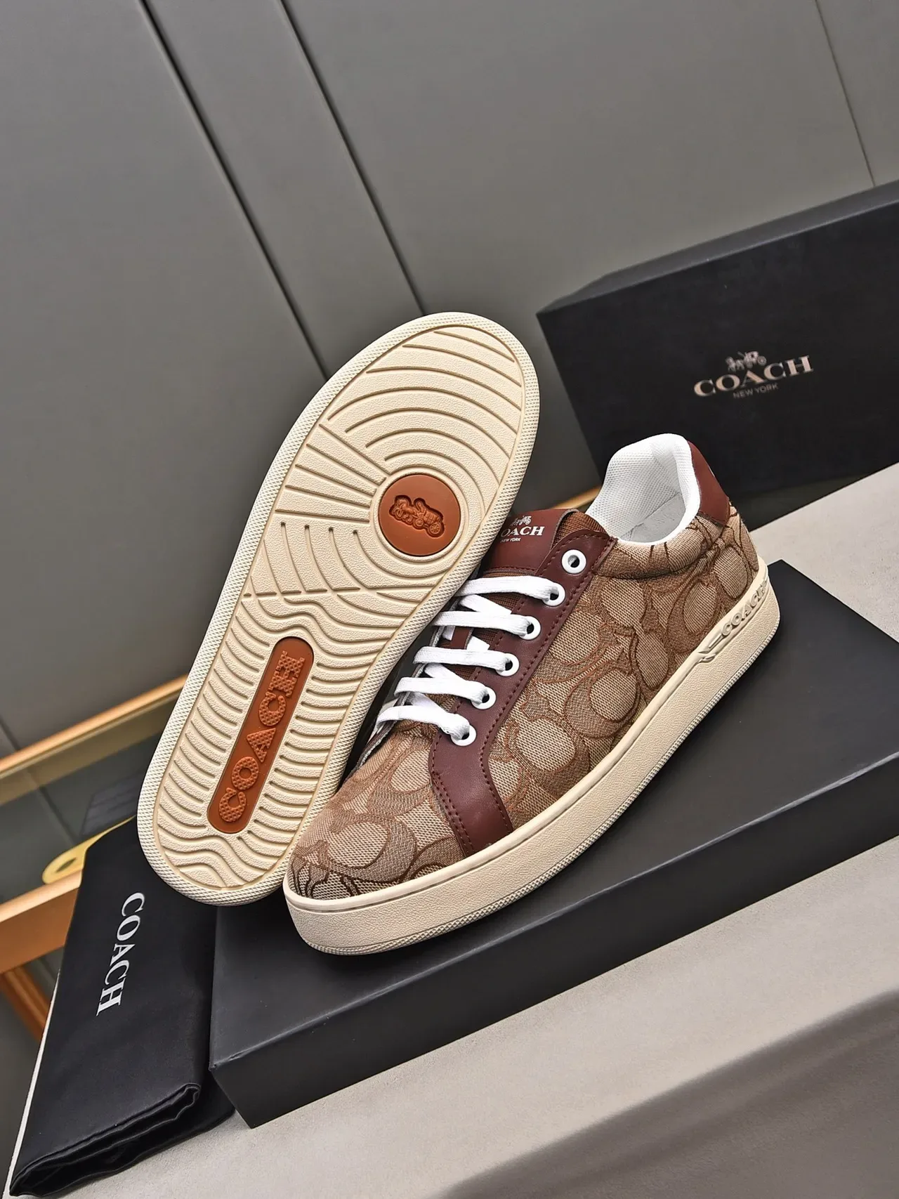 Coach Canvas Signature Print Brown Overlay Lifestyle Sneaker 4