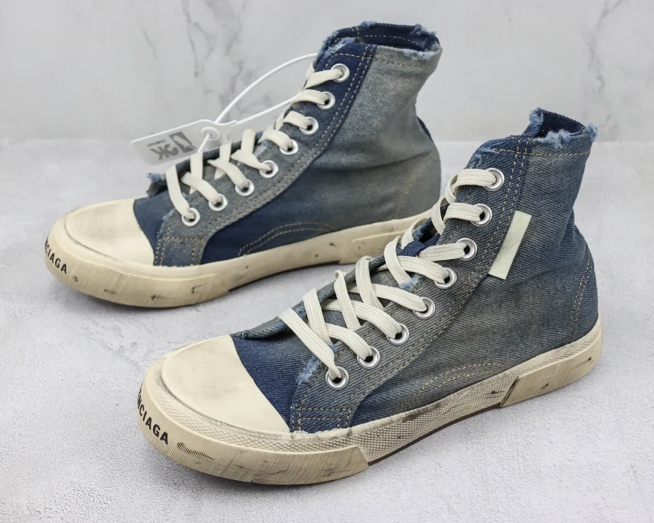 Converse حذاء رياضي أسلوب حياة أزرق بيج مع الجزء العلوي من الجينز عالي الارتفاع 4