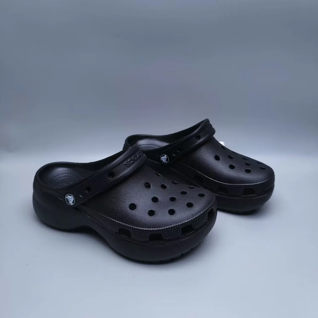 Crocs Classic Clog أسود رغوة مبطنة كلوج 6
