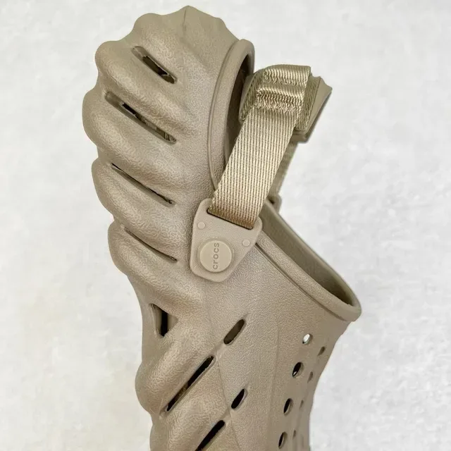 Crocs Echo Clog Beige Molded Foam Clog 5