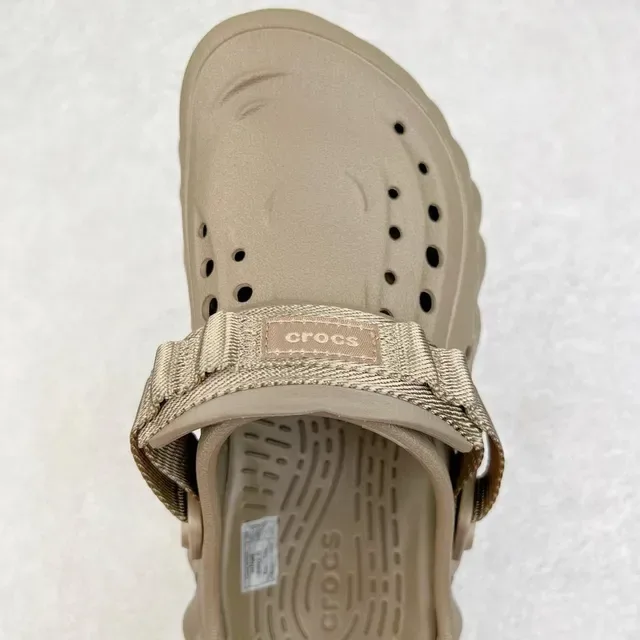 Crocs Echo Clog Beige Molded Foam Clog 7