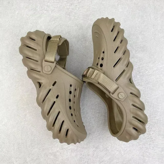 Crocs Echo Clog Beige Molded Foam Clog 8