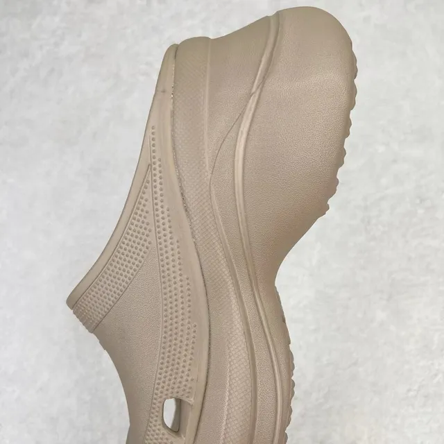 Crocs Echo Clog Beige Plataforma Espuma Moldada Zueco 4