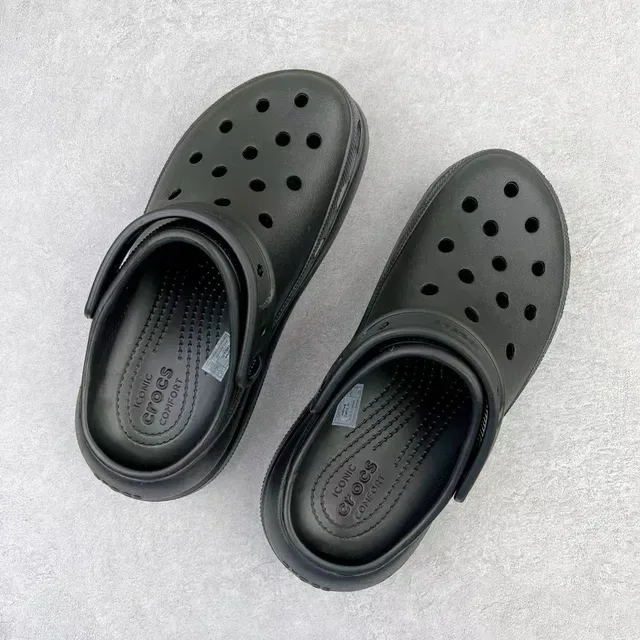 Crocs Echo Clog Black Platform Molded Foam Clog 7