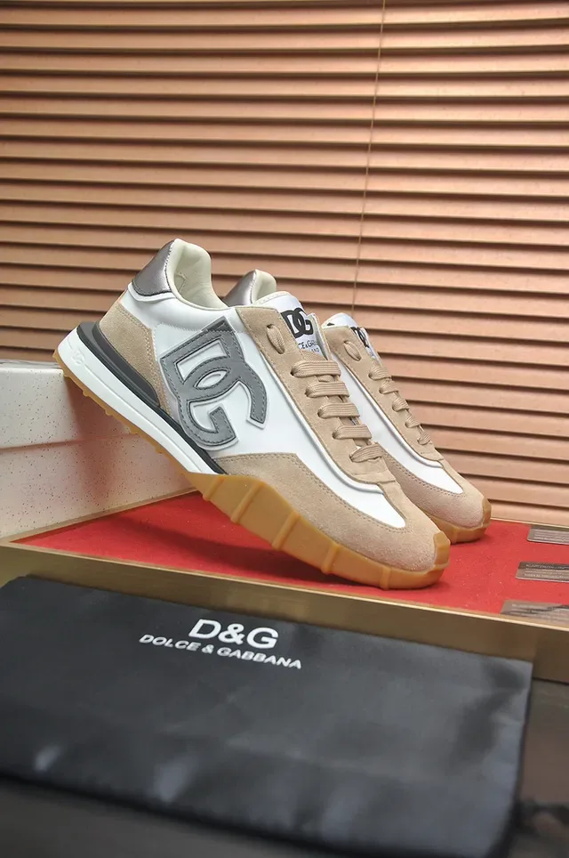 DC Shoes White Beige Retro Runner Silhouette Layered Suede And Leather Upper Lifestyle Sneakers 3