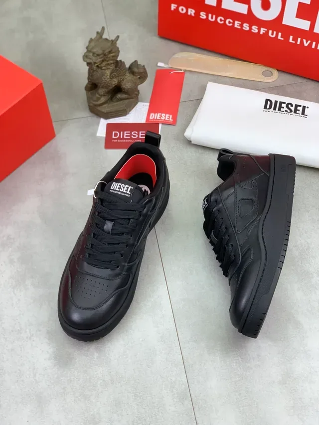Diesel Noir Rouge Cuir pleine fleur tige cap perforé Chaussures lifestyle 5