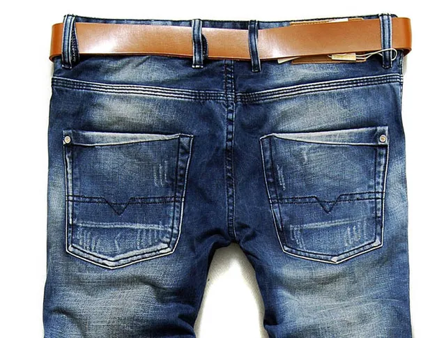Diesel मीडियम वॉश डिस्ट्रेस्ड स्लिम-स्ट्रेट जींस 4