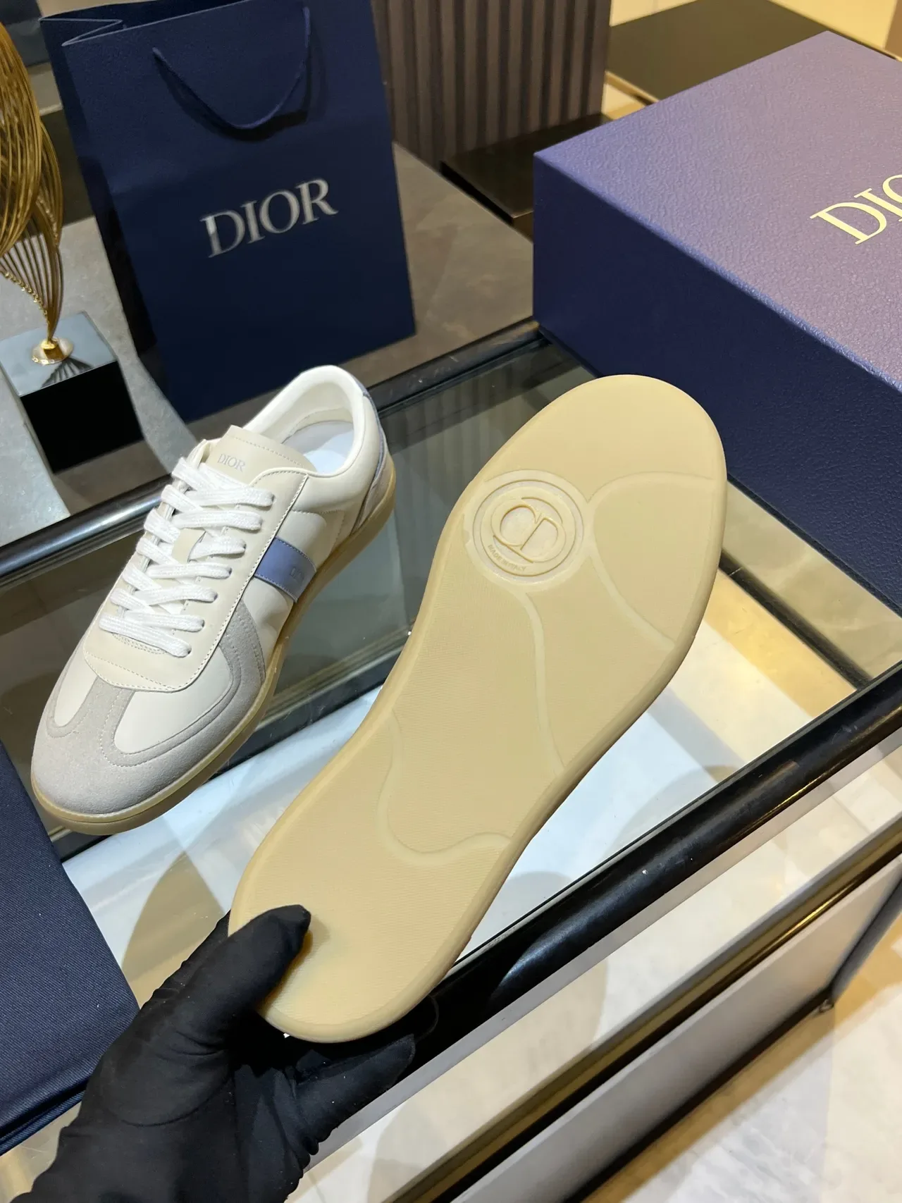 Dior B-Series Sneakers Lifestyle en Cuir et Daim à Panneaux 2