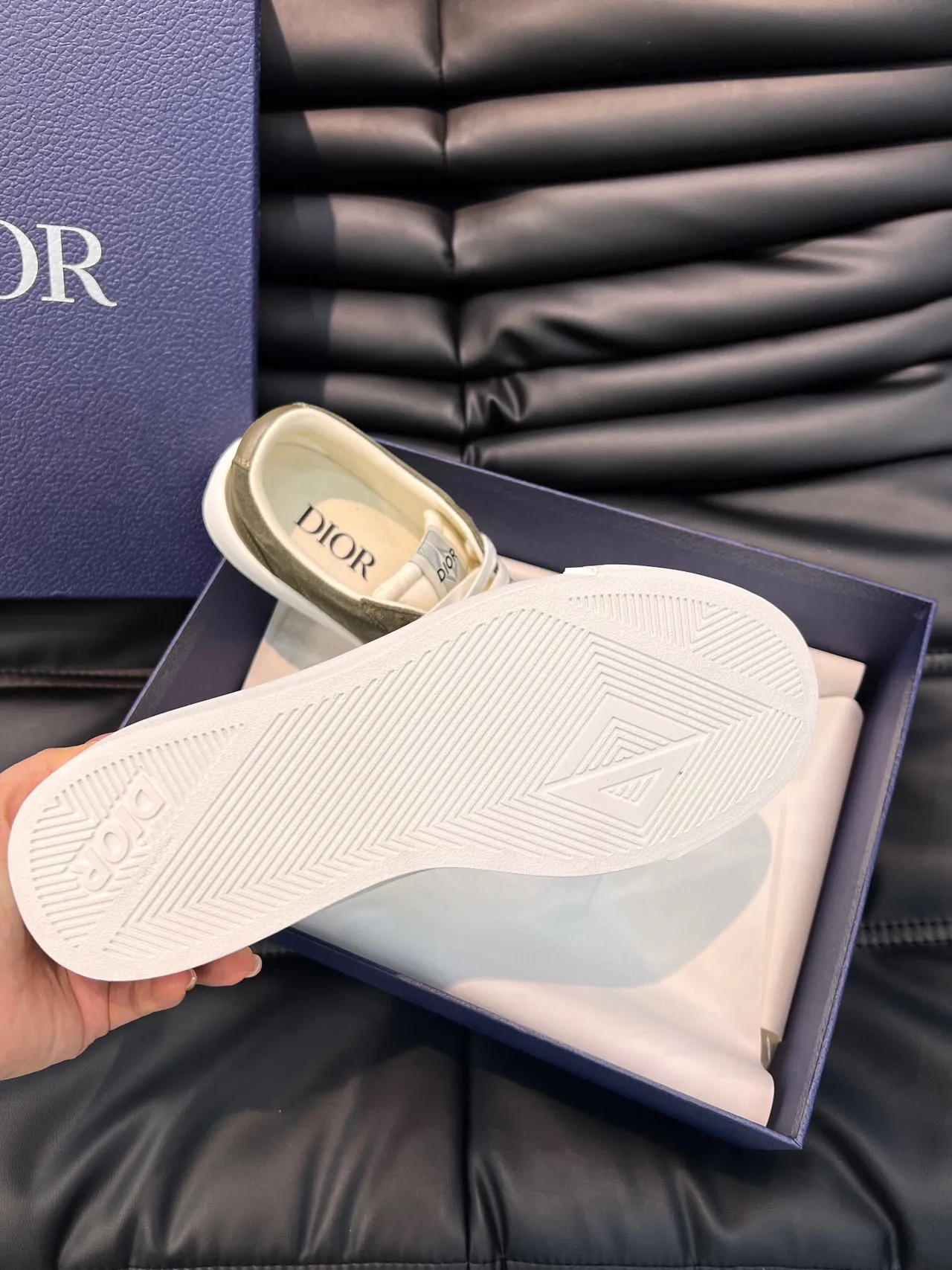 Dior B23 Army Green White Suede Upper Low-Top Lifestyle Sneakers 7