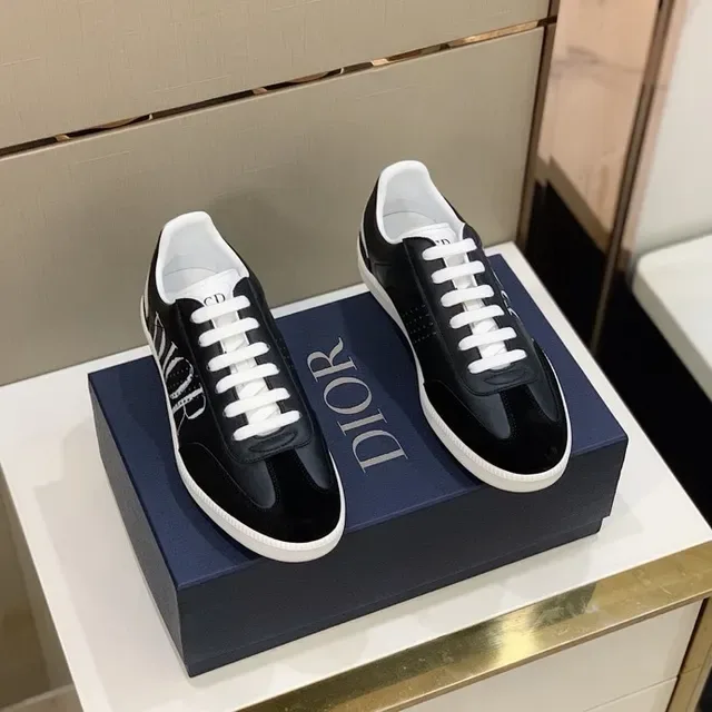Dior B23 Black and White Logo Lifestyle Sneakers 9