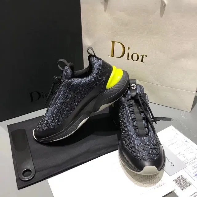 Dior B23 Oblique Monogram Black White Yellow Lifestyle Sneakers 2