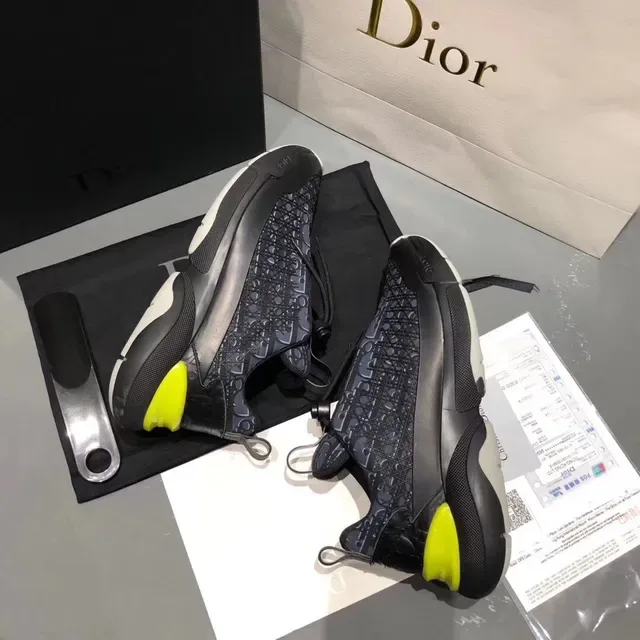 Dior B23 Oblique Monogram Black White Yellow Lifestyle Sneakers 3