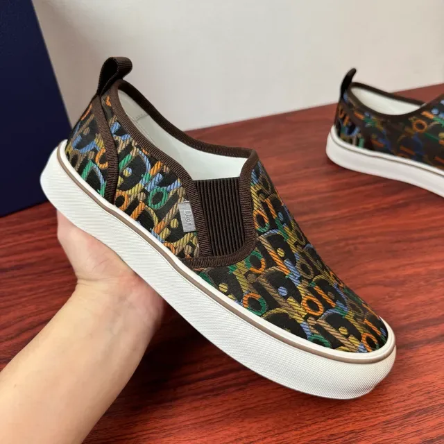 Dior B23 Oblique Monogram Slip-On Lifestyle Sneakers 4