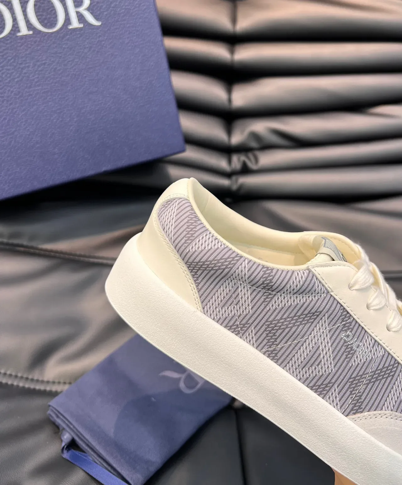 Dior B23 White and Lavender Striped Lifestyle Sneakers 8