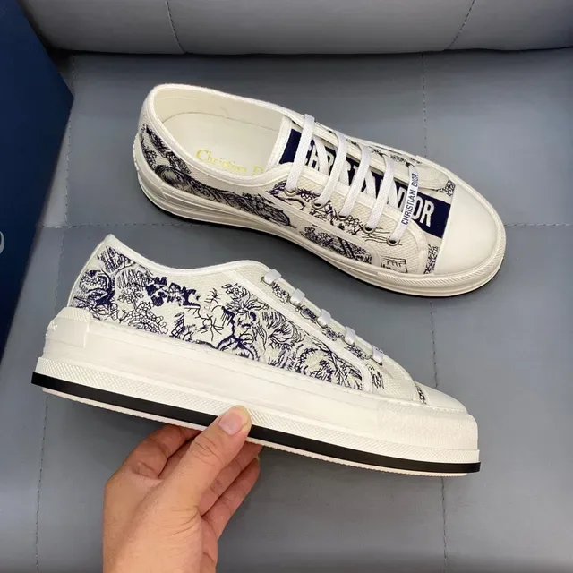 Dior B23 White Navy Canvas Upper Toile De Jouy Print Lifestyle Sneakers 3