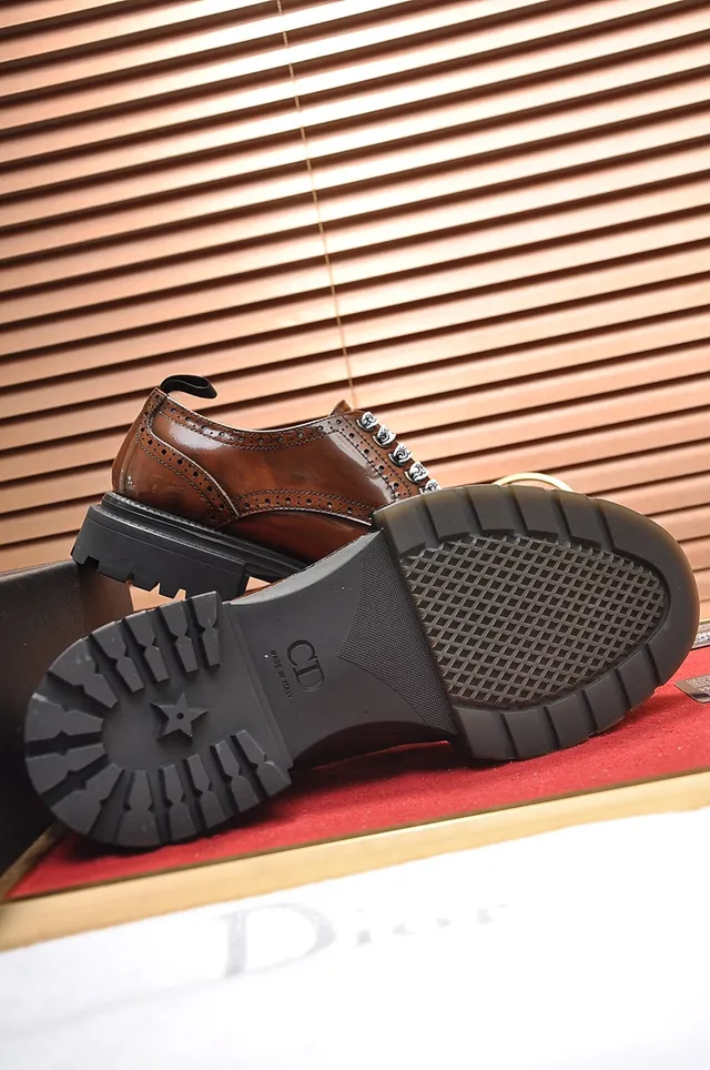 Dior B27 Marron Noir Poli Cuir Orné Métal Lacets Hardware Brogue 3