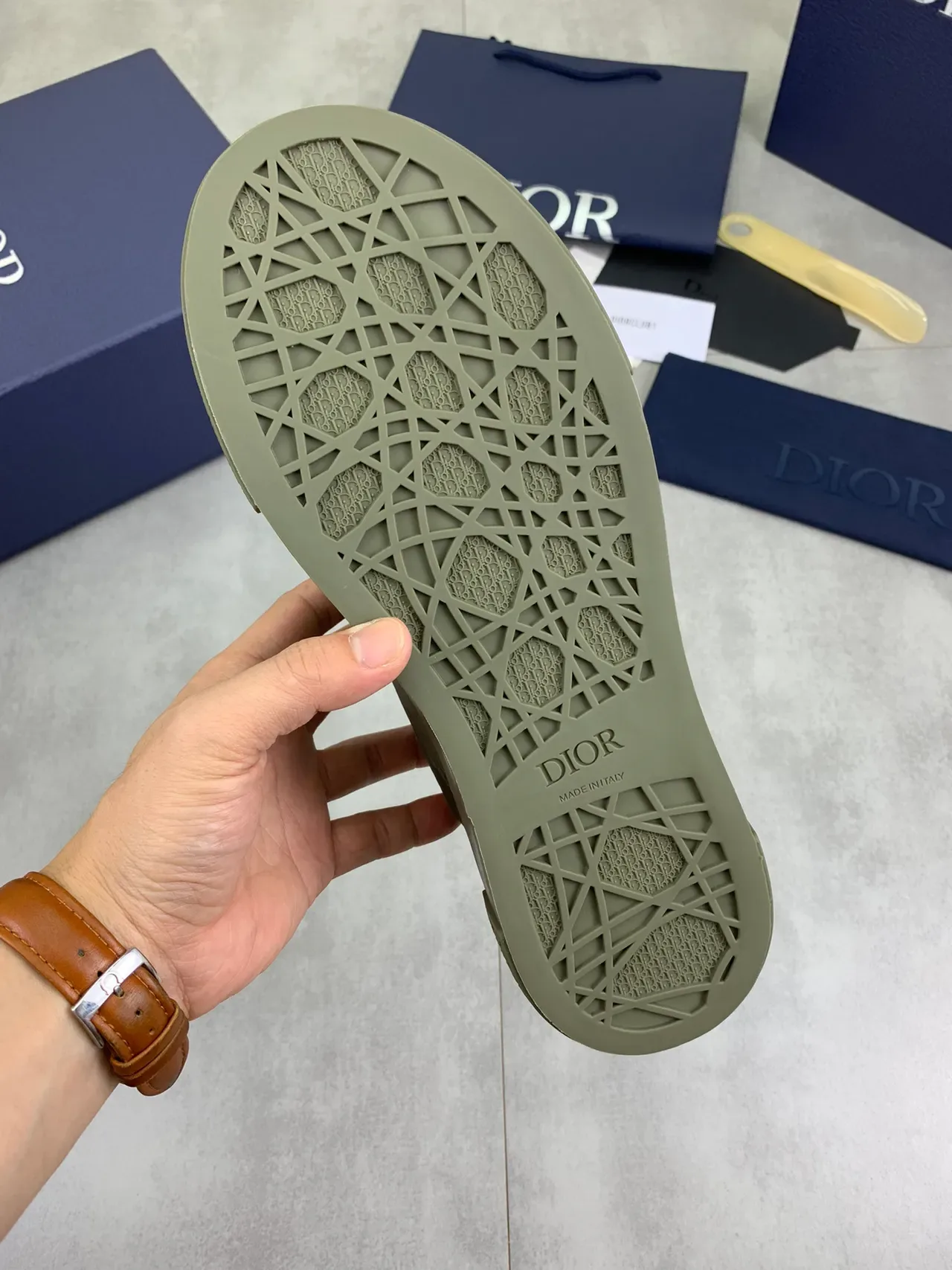 Dior B27 Olive Green Embossed Oblique Lifestyle Sneakers 3