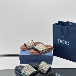 Dior B30 बेज ब्राउन मोनोग्राम पट्टी समतल तल चप्पल
