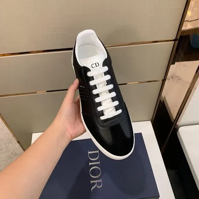 Dior Black White Low-Top Perforated Side Panel Lifestyle Sneakers 8