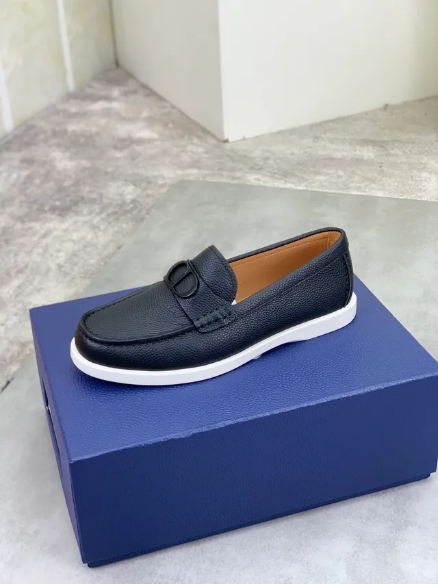 Dior Black White Pebbled Leather CD Logo Buckle Loafer 4