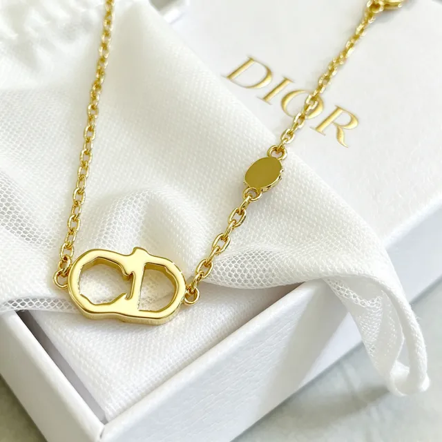 Dior CD Icon Gold Red Chain Interlocking Logo Pendant Bracelet 3
