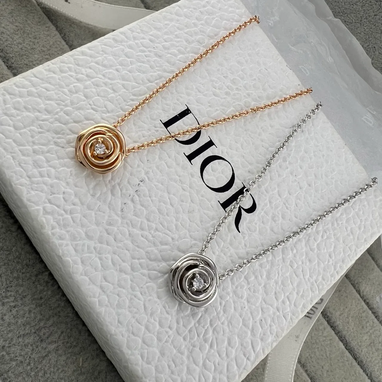 Dior Gold Silver Rose-Shaped Spiral Pendant Central Round Stone Necklace 8