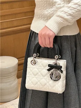 Dior Lady White Black Quilted Cannage Leather Top Handle Handbag 21