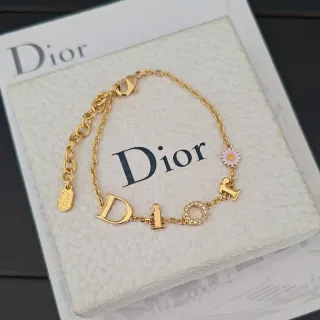 Dior تشام الحرف سوار ذهبي اللون مينا دانيز