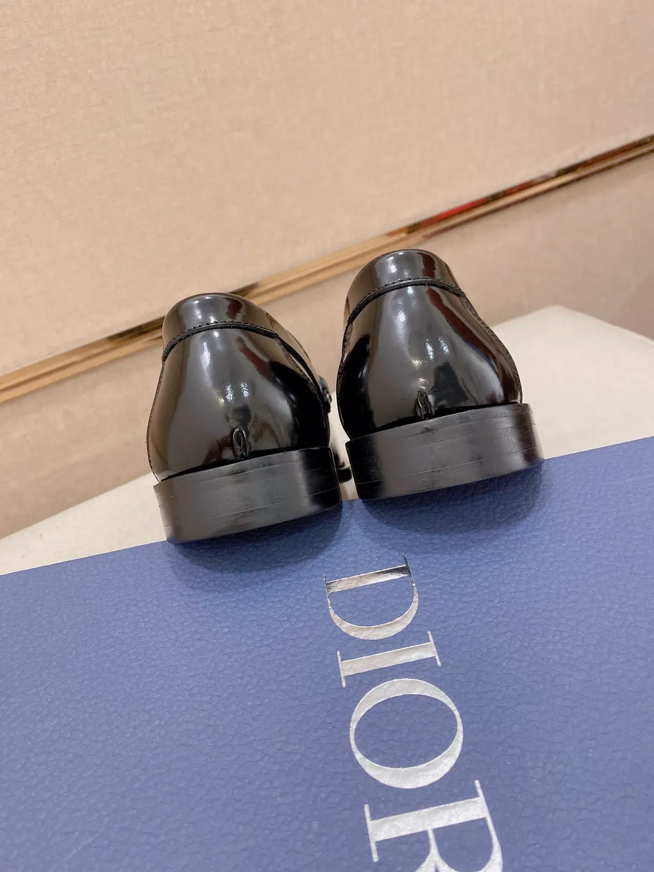 Dior Loafer Black Brown Glossy Patent Leather Embossed Oblique Motif Loafer 3