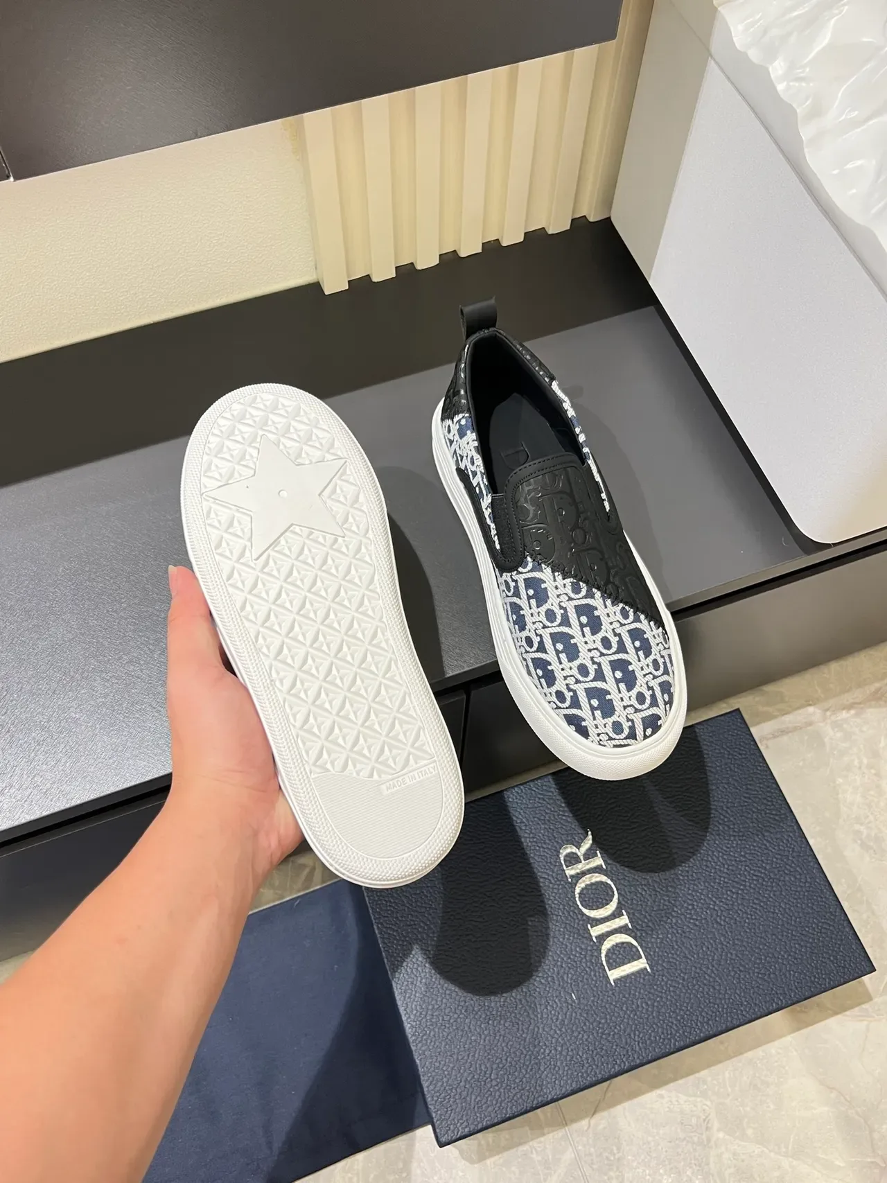 Dior Sneakers Lifestyle Slip-On Noir Bleu Marine Imprimé Monogramme 3