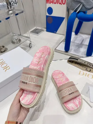 Dior গোলাপি বেইজ মার্বেল ফুটবেড ঘন রিজড প্ল্যাটফর্ম সোল স্লিপার্স 9
