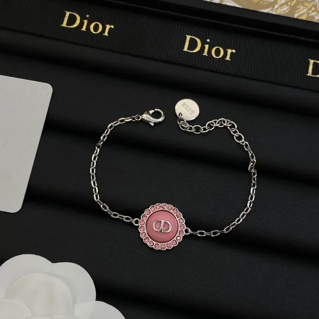 Dior Pendentif Circular Enamellé Rose Argent avec Biseau Incrusté de Cristaux 4