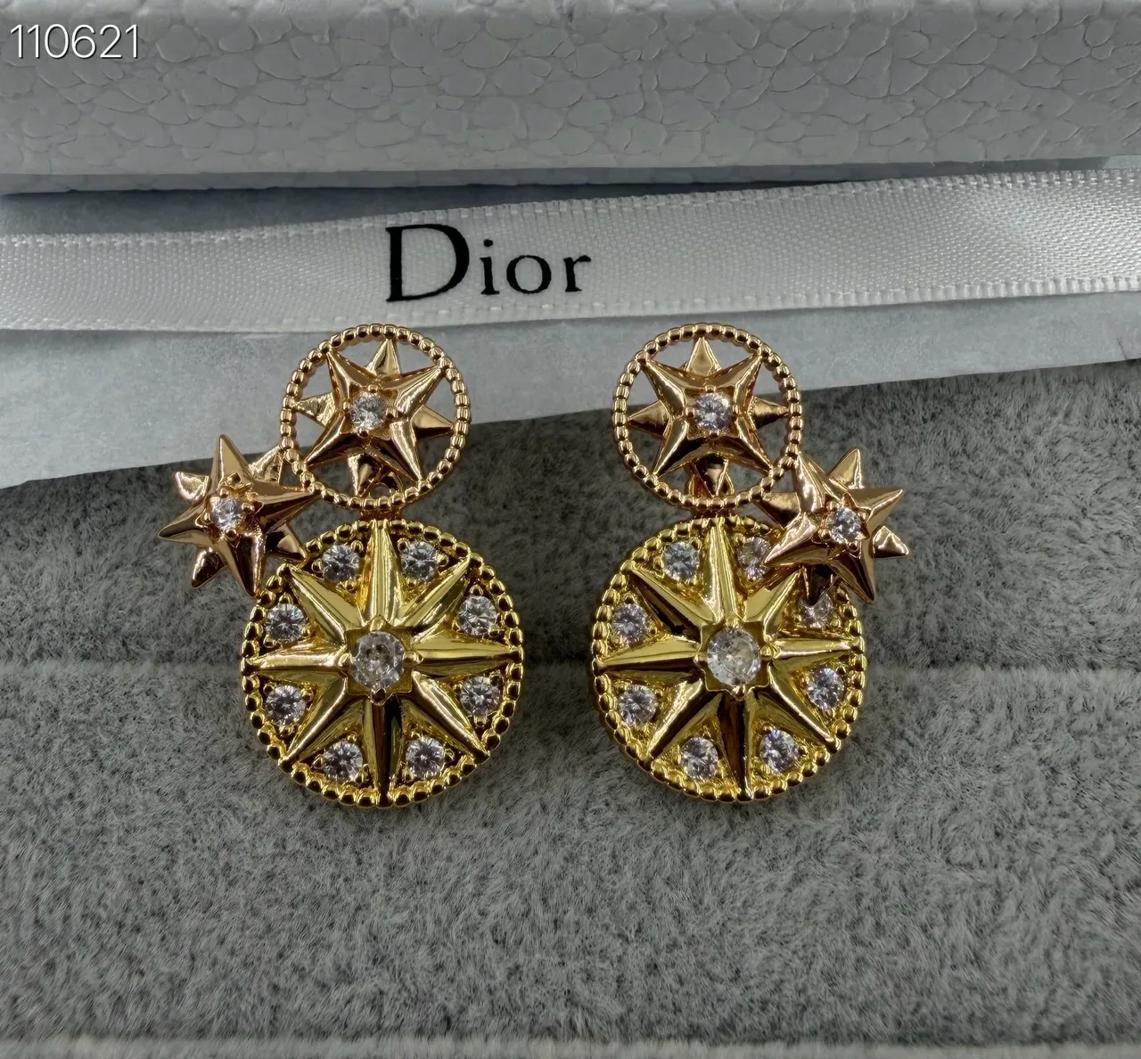 Dior Rose des Vents Star Compass Rose Crystal Earrings 2