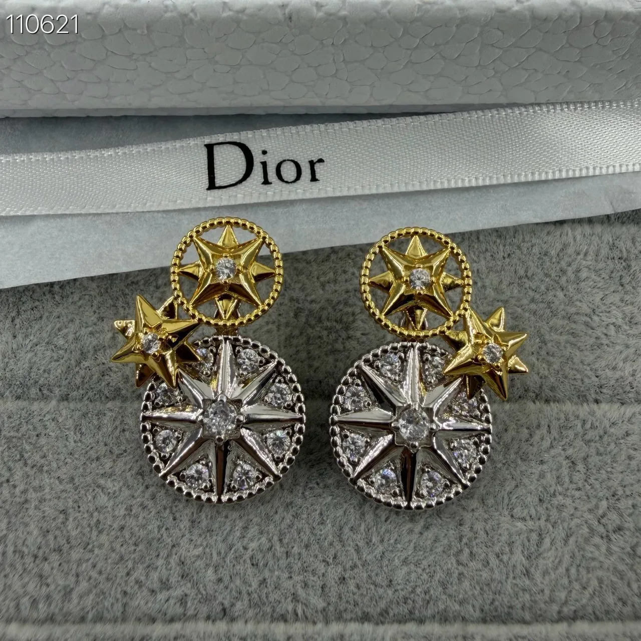 Dior Rose des Vents Star Compass Rose Crystal Earrings 3