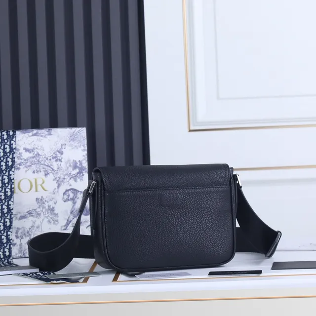 Dior Saddle Bag Black Pebbled Leather Crossbody Bag 9