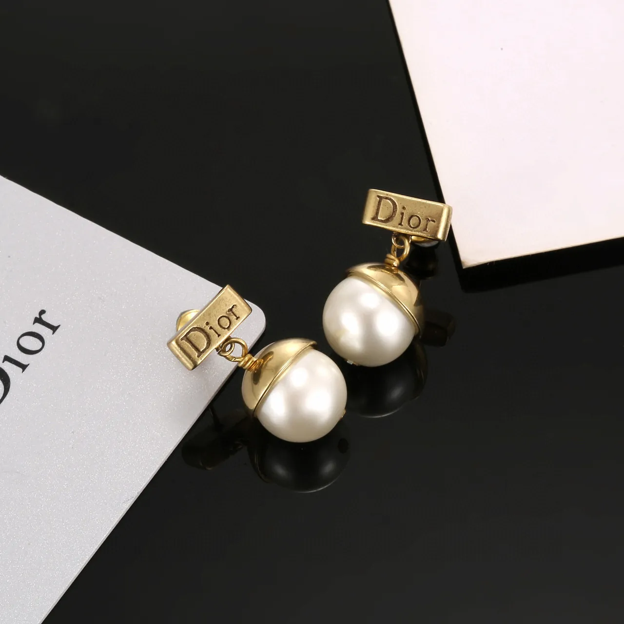 Dior White Gold Pearl Stud Plaque Earrings 6